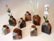 Small chestnut vases